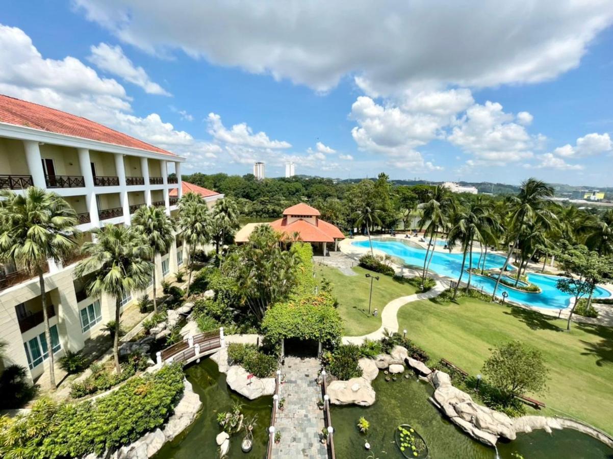 Bangi Resort Hotel Bandar Baru Bangi Esterno foto